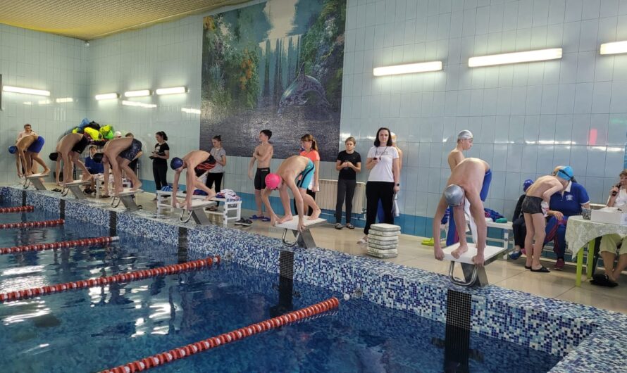 10-11 декабря в бассейне прошли соревнования СШ 2 Юность по плаванию памяти А.П.Петрякова.
