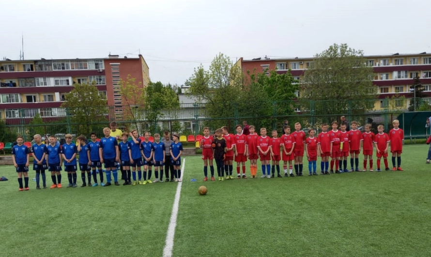 матчи в рамках Межмуниципального этапа Первенства Московской области по футболу среди детских, подростковых и юношеских команд.