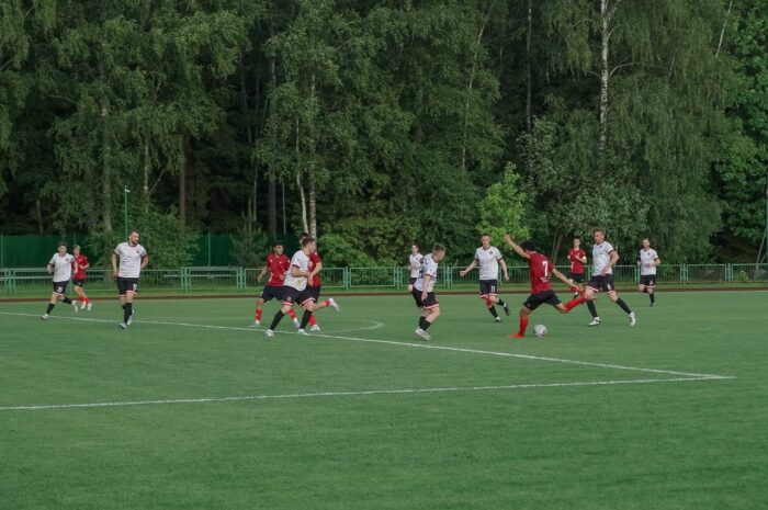 прошла календарная игра Чемпионата Московской области по футболу — Лига А между командами Красные Звёзды (Селятино) — СК Витязь (Ногинск)