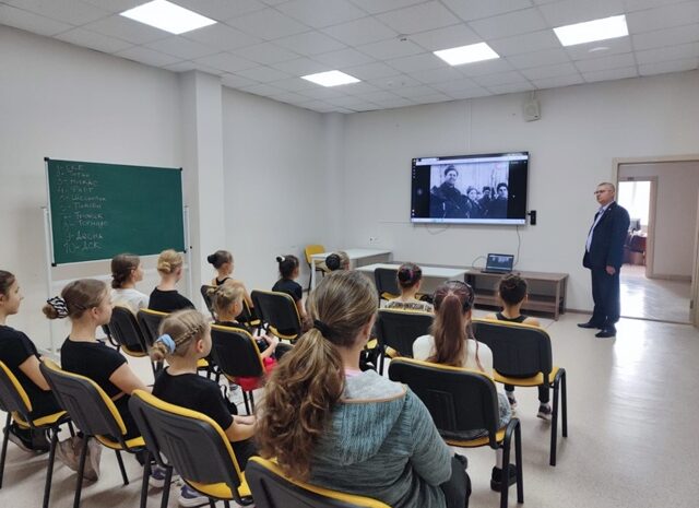 Юные спортсмены «Строителя» прикоснулись к наследию Победы!