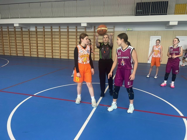 2 ноября 2025 года в МАУС «Спорткомбинат «Строитель » им. В. Мышкина прошло открытие Первенства Наро-Фоминского городского округа по баскетболу среди команд юниорок до 17 лет.