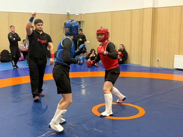 6 декабря 2025 года в МАУС «Спорткомбинат «Строитель» им. В. Мышкина прошло Первенство Наро-Фоминского городского округа по универсальному бою среди юношей и девушек 16-17 лет, юношей и девушек 14-15 лет, мальчиков и девочек 12-13 лет