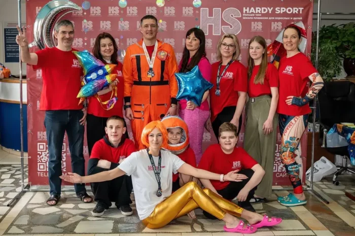 🚀 Вчера прошли внутренние соревнования по плаванию «Космический заплыв»! От Харди спорт.