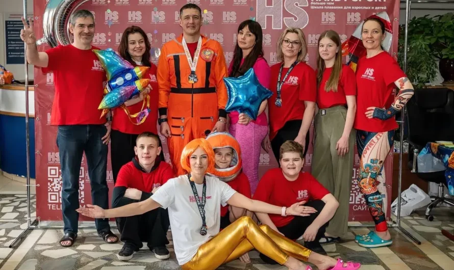 🚀 Вчера прошли внутренние соревнования по плаванию «Космический заплыв»! От Харди спорт.